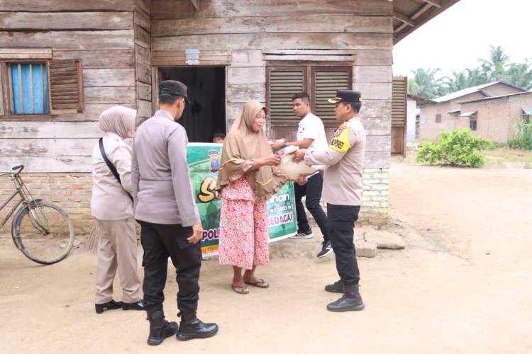 Kabag Ops Polres Sergai Adakan Kegiatan Bansos Kepada Masyarakat