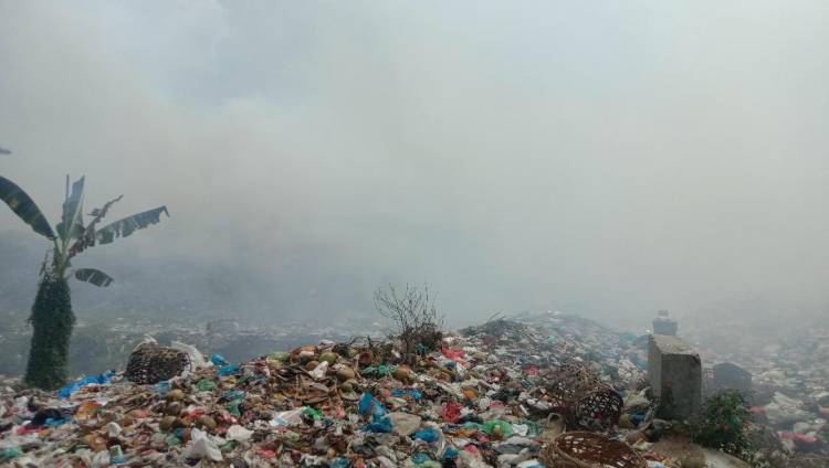 TPA Pemkot Tanjungbalai Terbakar, Asap Selubungi Pemukiman Warga