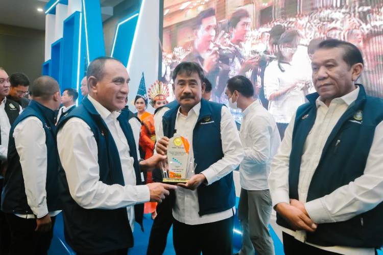Kota Binjai Terima Piagam Penghargaan Sebagai Kota Inspiratif