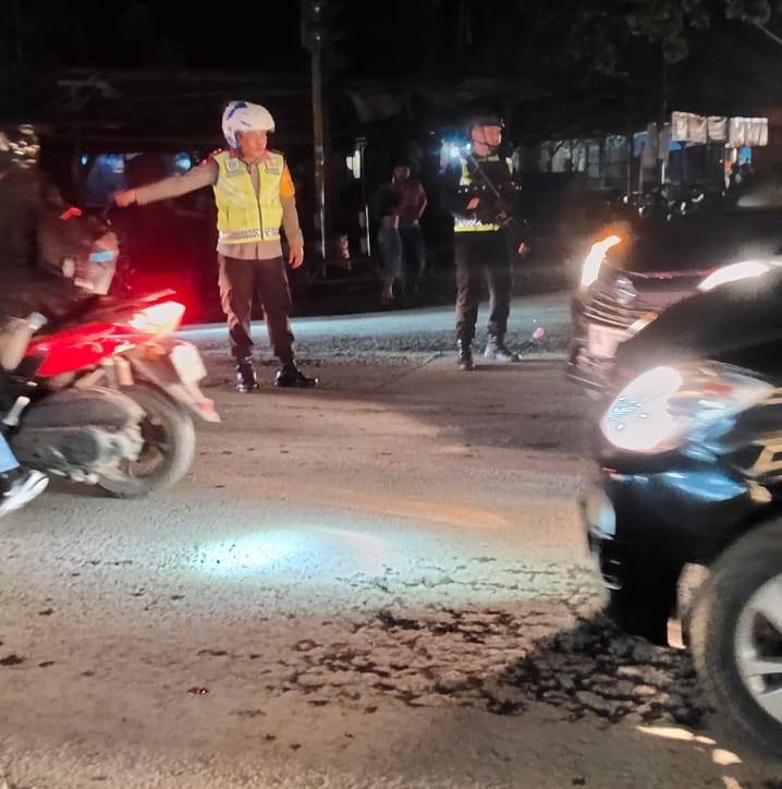 Kapolda Sumut Irjen Pol RZ Panca Putra Simanjuntak Ikut Mengatur arus Lalulintas