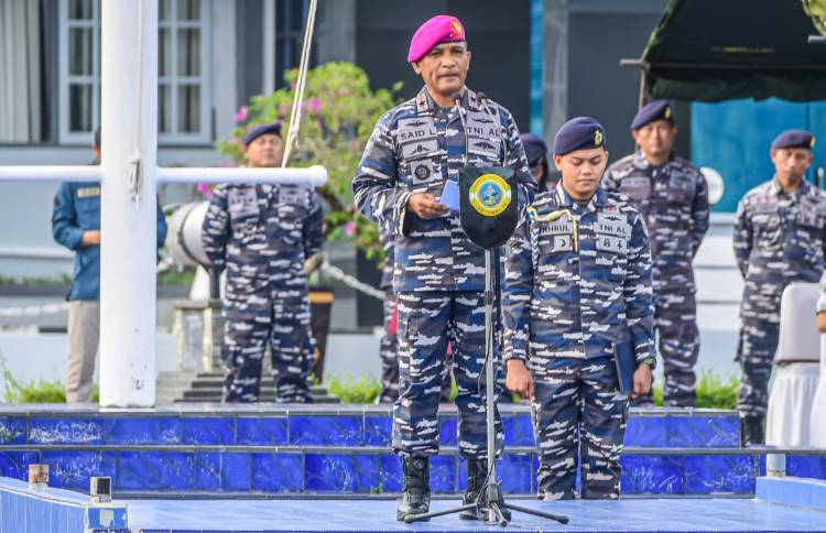 Danlantamal IX Cek Kesiapsiagaan Prajurit Jelang Idul Fitri, Dengan Melaksanakan Apel Khusus