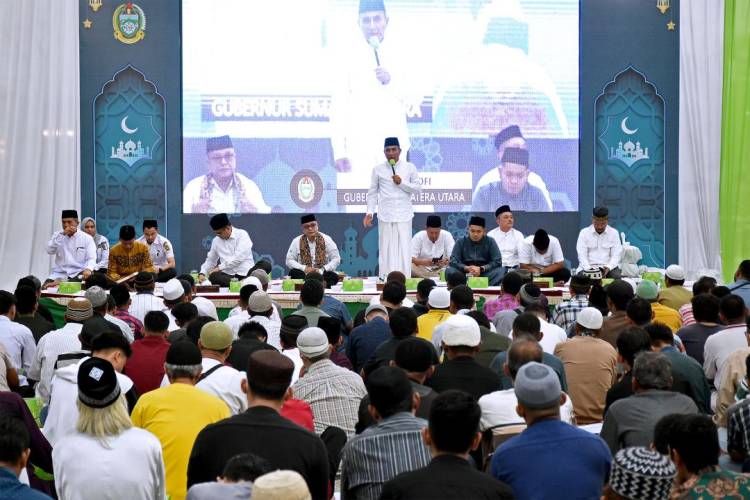 Seribuan Pemulung dan Petugas Kebersihan, Edy Rahmayadi Titip Pesan Menyentuh