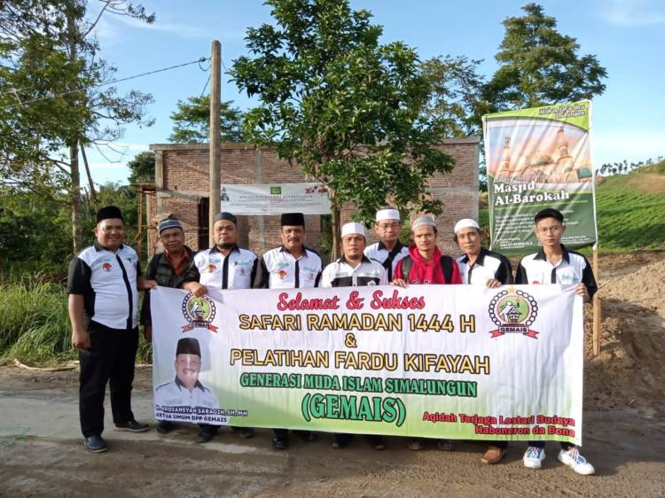 Ketum DPP GEMAIS Safari Ramadhan dan Buka Puasa Bersama Dengan Jemaah Majid Al Barokah Dolog Masagal