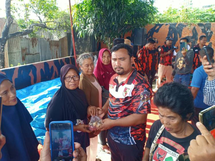 PAC Meda Lauhan dan Belawan Bagi Bagi Daging Qurban Sambut Idul Fitri 1444 H