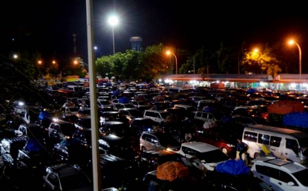 Begini Kondisi Pelabuhan Bakauheni Pada Arus Balik Mudik Lebaran 2023 Sejak Siang Hingga Malam Hari