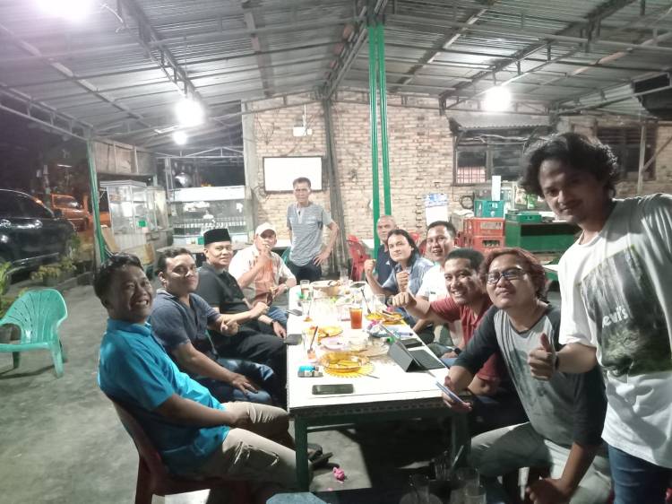 Jalin Silaturahmi di Bulan Ramadan Kapolsek Patumbak Buka Bersama Jurnalis