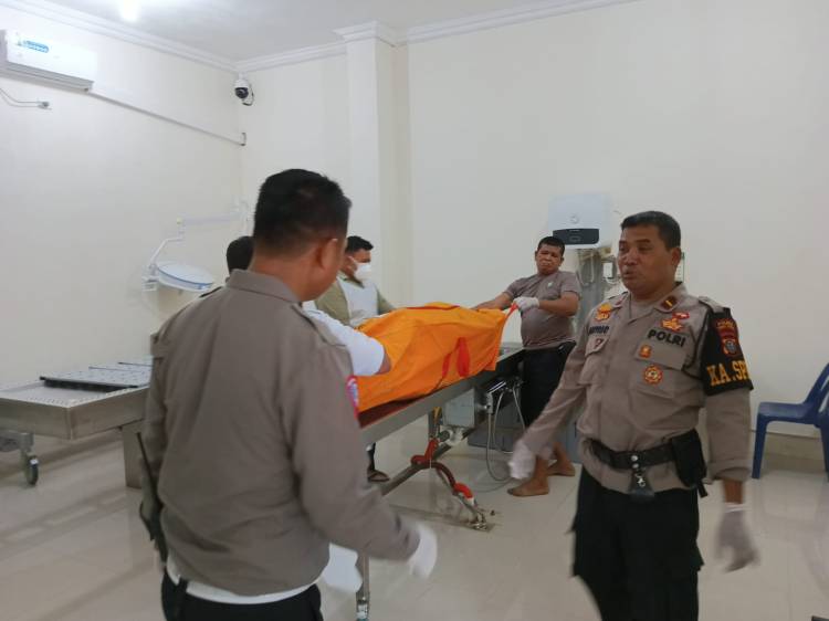 Mayat Mr X Di Temukan Mengambang Di Aliran Sungai Padang