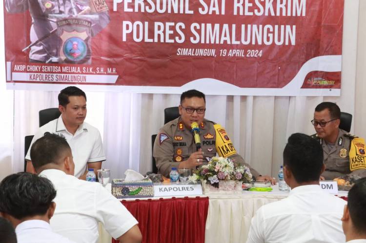 Kapolres Simalungun, Beri Arahan Tingkatkan Soliditas Antara Personel