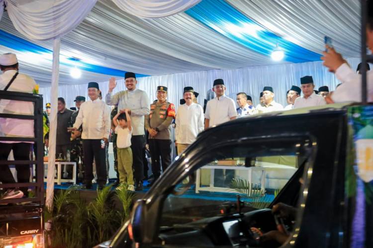 Semarak Pawai Kendaraan Meriahkan Malam Takbiran Idul Fitri 1445 H Kota Medan