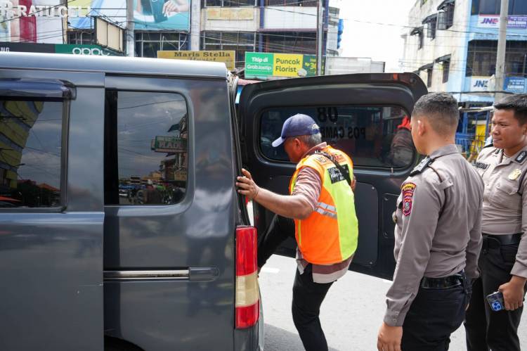 Pastikan Produk BBM Tepat Jumlah dan Tepat Kualitas, Polda Sumut dan Pertamina Patra Niaga Regional Sumbagut Sidak Sejumlah SPBU