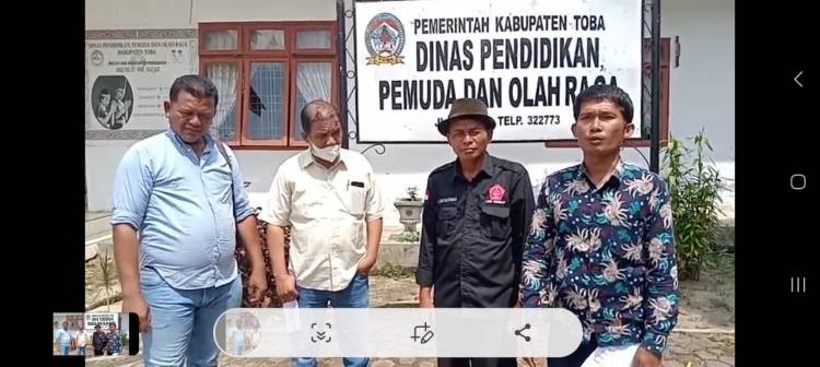 Kadis Pendidikan Toba Diminta Mundur