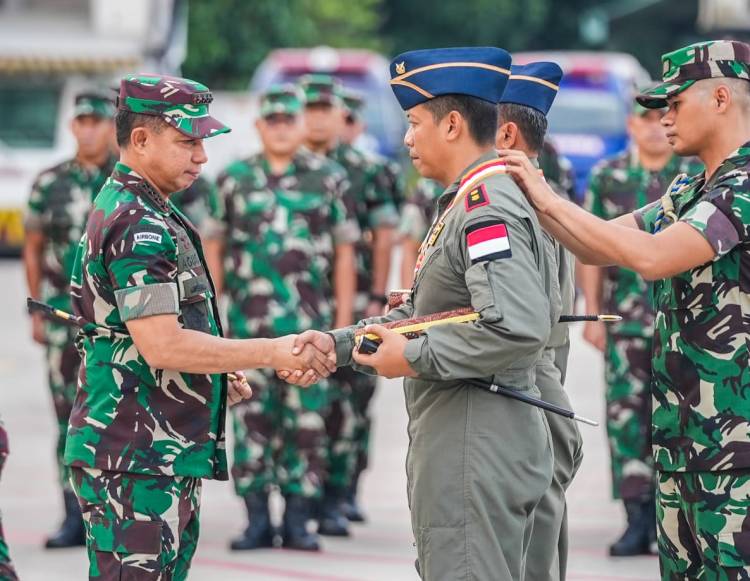 Panglima TNI Sambut Kedatangan Hercules TNI AU C-130 J Selesai Misi Palestina
