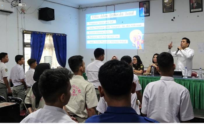Luhkum di SMK N 2 Medan, Kejaksaan Tinggi Sumatera Utara Ajak Siswa Saring Dulu Sebelum Di Sharing