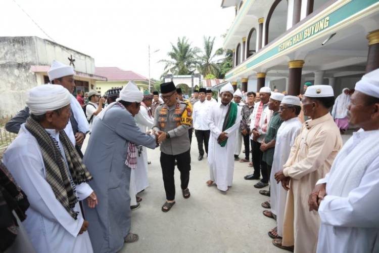 Safari Ramadan, Kapolda Sumut Kunjungi Tuan Guru Batak