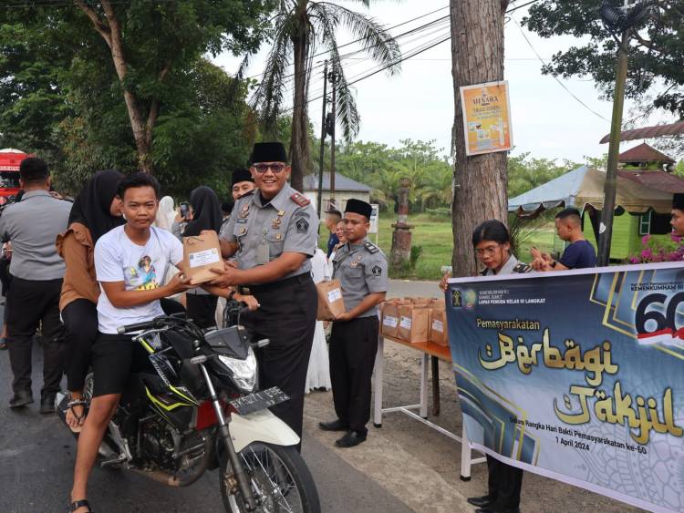 Peringati HBP Ke-60, Lapas Pemuda Langkat Berbagi Takjil Kepada Masyarakat