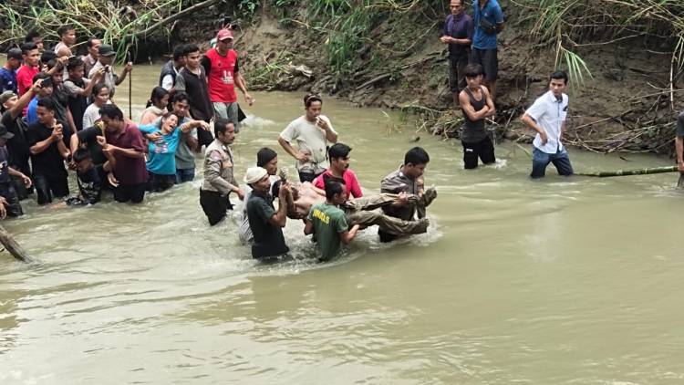 Pria Paruh Baya Tewas Terseret Arus Sungai