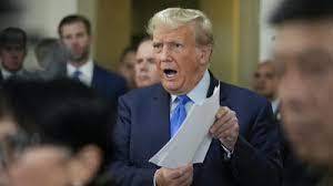 Wanita yang Menjadi Pusat Persidangan Uang Tutup Mulut Trump...?