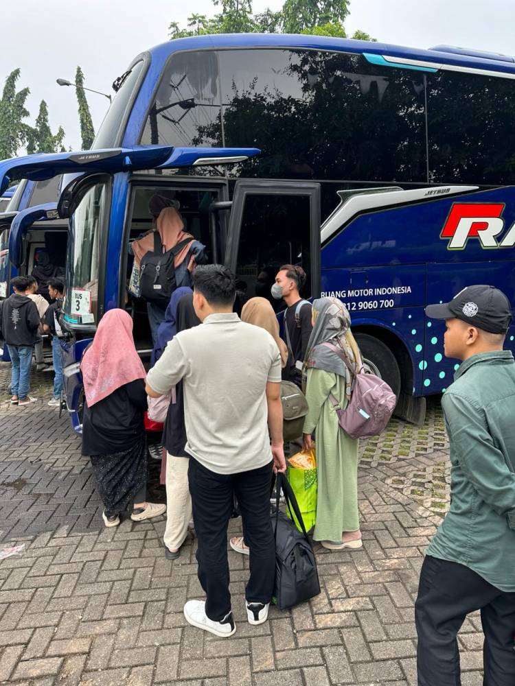 Polda Sumut Berangkatkan 146 Mahasiswa Mudik Gratis Jakarta Ke Medan