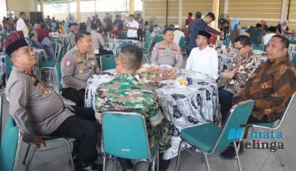 Kapolres Labuhanbatu Lakukan Kunjungan Kerja dan Hadiri Syukuran di Kediaman Bupati Labura