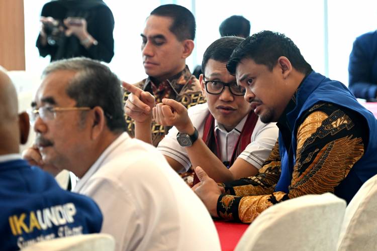 Jadi Anggota Kehormatan,  Bobby Nasution Mengharapkan Alumni UNDIP Terus Berkontribusi Sukseskan Program Pemerintah