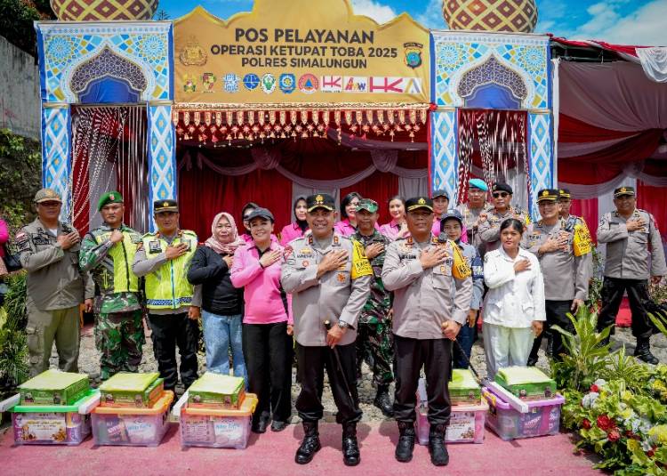 Kapolda Sumut Tinjau Pos Pelayanan Pintu Tol Sinaksak, Antisipasi Kemacetan dan Arus Balik