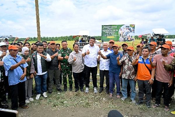 Wujudkan Tanam Padi 3 Kali Setahun, Gubsu Minta Bantuan ke Presiden untuk Perbaikan Tanggul