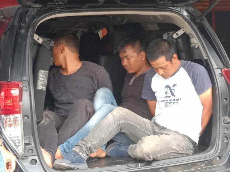 Tim Narkoba Poldasu Amankan 4 Pria dari Bangsal kota Siantar, Ini Fotonya..