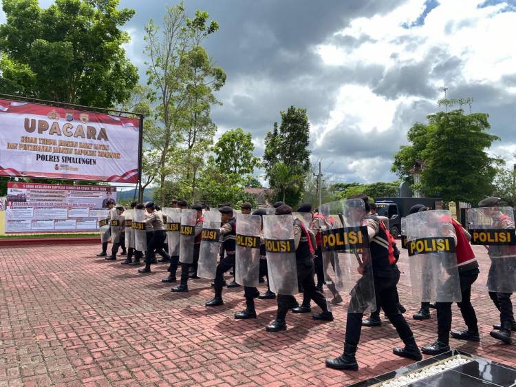 Kapolres Simalungun Pimpin Latihan Rutin Dalmas Antisipasi Situasi Kontijensi