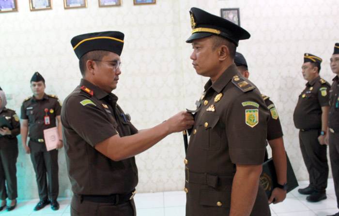 Kajari Gunungsitoli Lantik Kasi Pidsus, Tumpuan Berkat Dachi Gantikan Solidaritas Telaumbanua