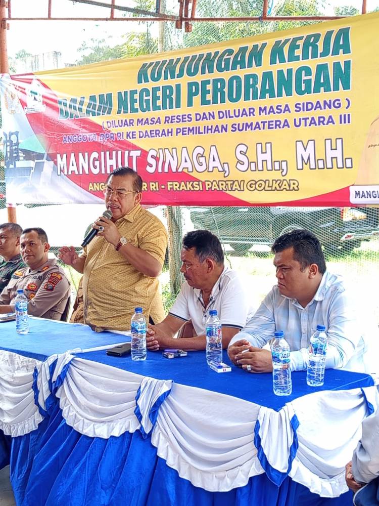 Kunker ke  Parapat Mangihut Sinaga: Kondisi Negara Masih Baik-Baik Saja.kita harus bersyukur.