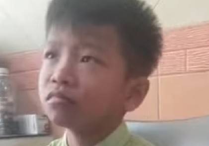 Vidio Viral, Seorang Anak Sempat Tertinggal Di SPBU Buluh Cina - Sigambal Rantau Selatan