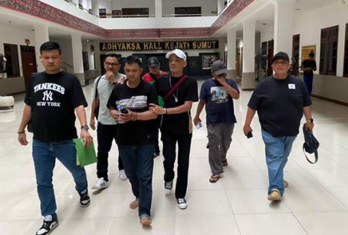 Sempat Melakukan Perlawanan, Tim Tabur Kejati Sumut Amankan DPO Terpidana Noakhi Bulolo Perkara 'Melanggar Kesopanan'