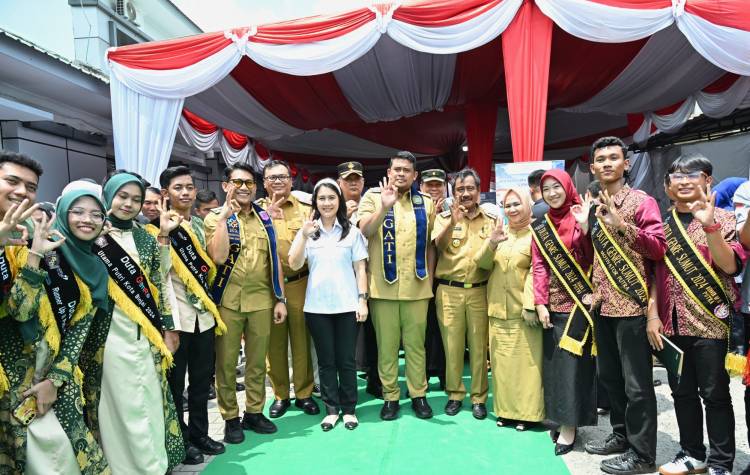 Jadi Duta Gerakan Ayah Teladan Indonesia, Bobby Nasution Minta Bupati/Walikota Dukung dan Sukseskan Gerakan Ini