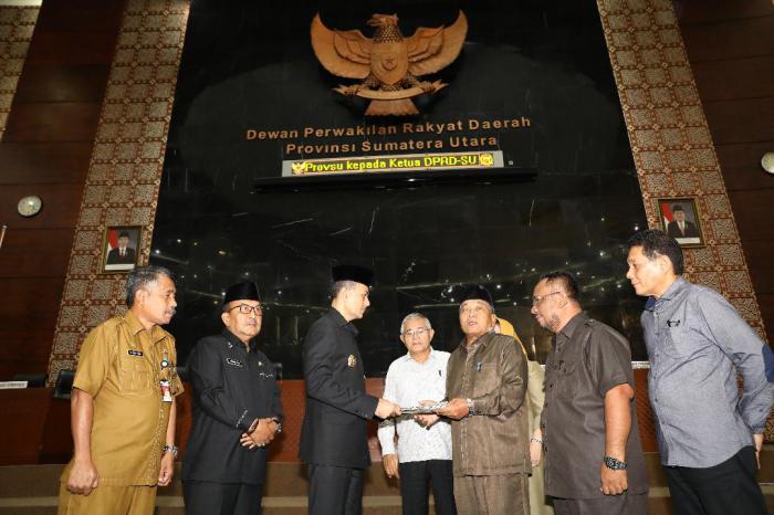 Wagub Sumut Terima Rekomendasi LKPJ Tahun 2018