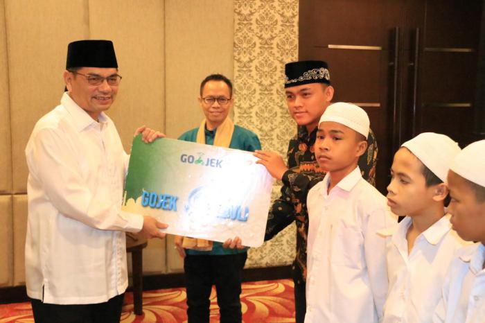 Wali Kota Buka Puasa Bersama Dengan Mitra Go-Jek