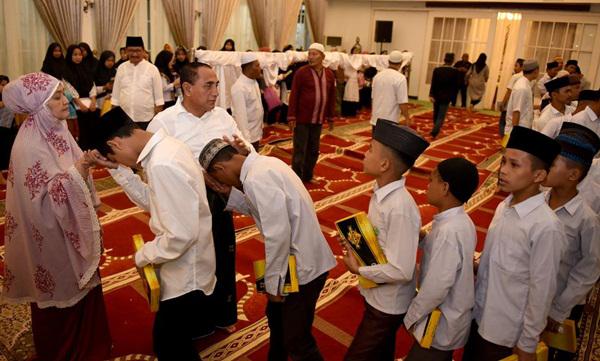  Pertama Ramadan, Gubsu Berbuka Puasa Bersama Anak Yatim