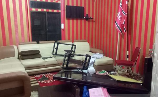 Sejumlah Kader Partai Obrak Abrik Kantor DPW Partai Aceh