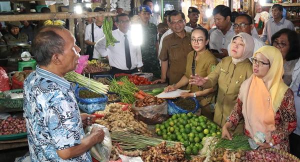 Jelang Lebaran, Harga Bahan Kebutuhan Pokok di Medan Relatif Stabil