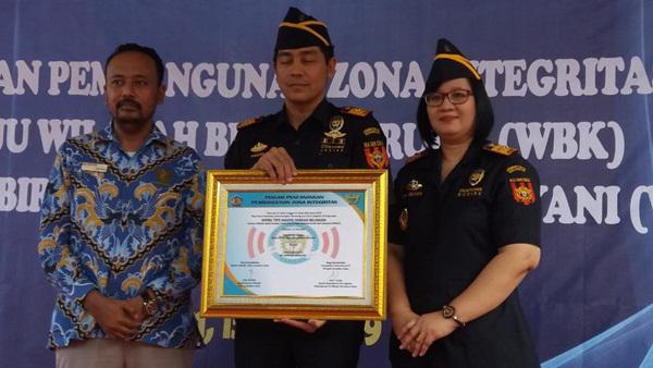 Bea Cukai Tandatangani Pencanangan Pembangunan Zona Integritas di Belawan