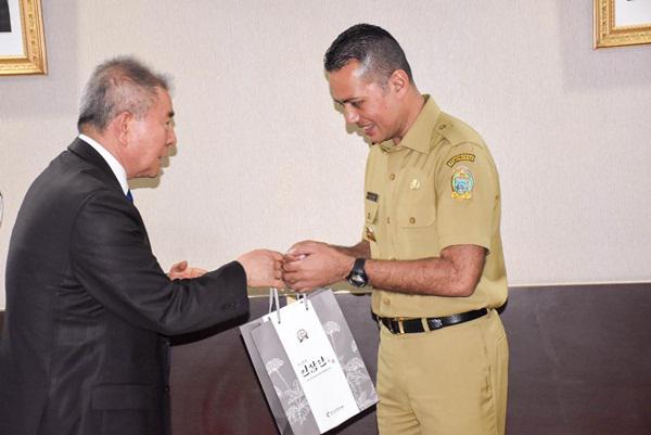 Ijeck Harapkan Investor Gunakan Tenaga Kerja Lokal