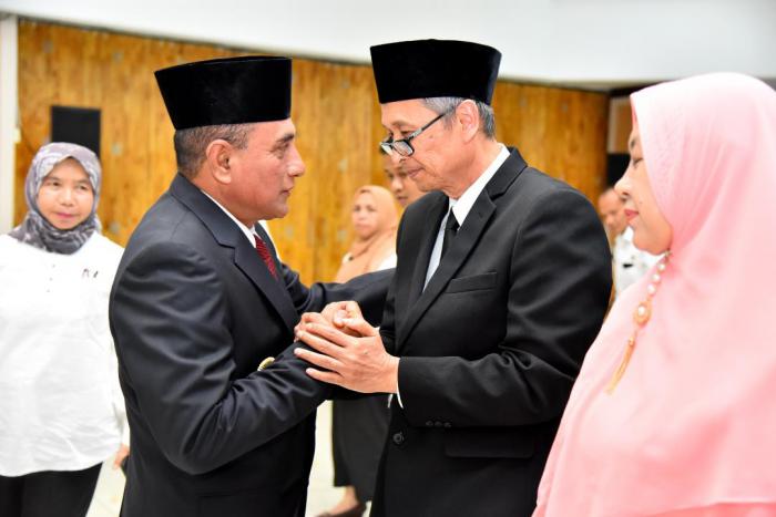 Gubernur: Buatlah yang Terbaik untuk Masyarakat 