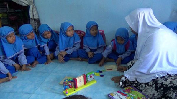 Di Medan, Ada PAUD yang Dibayar dengan Sampah