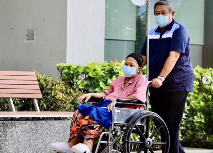 Kesehatan Ibu Ani Yudhoyono Kembali Menurun, Tagar #DoaUntukBuAni Ramaikan Media Sosial