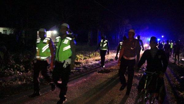 Warga "Terkejut" dengan kedatangan Puluhan Polantas, Sedang Sahur