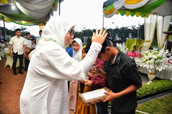 Sabrina Harapkan Labuhanbatu Jadi Daerah Maju