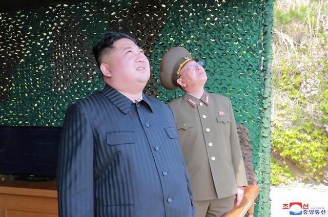Kim Jong-un: Korea Utara Luncurkan Rudal Jarak Jauh