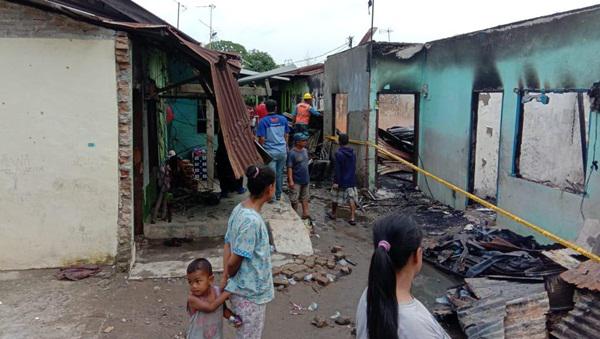 8 Rumah di Tanjung Mulia Terbakar