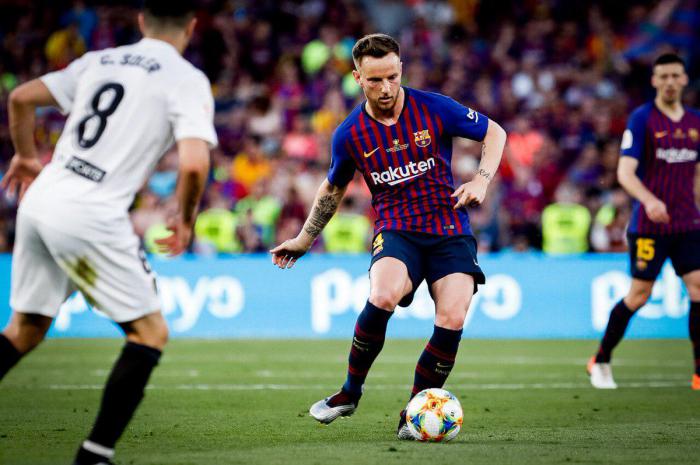 Ivan Rakitic Beri Sinyal Tinggalkan Barcelona