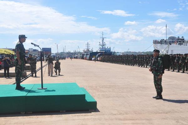 Pangdam I/BB Berangkatkan 500 Prajurit Satgas Yonif RK 136/TS Tugas Operasi ke Maluku