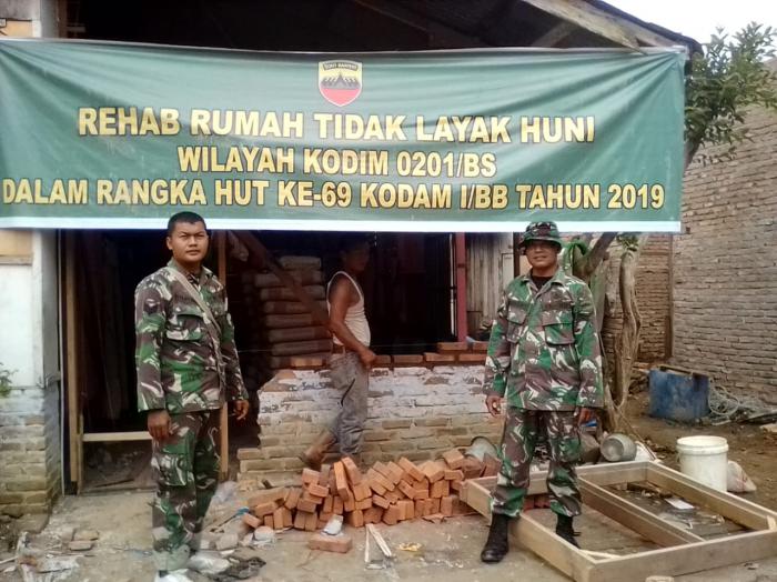 Kodim 0201/BS Rehab Rumah Warga Tidak Layak Huni